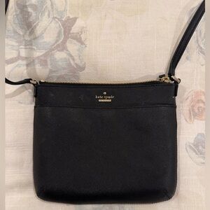 Kate Spade crossbody. Gently used.